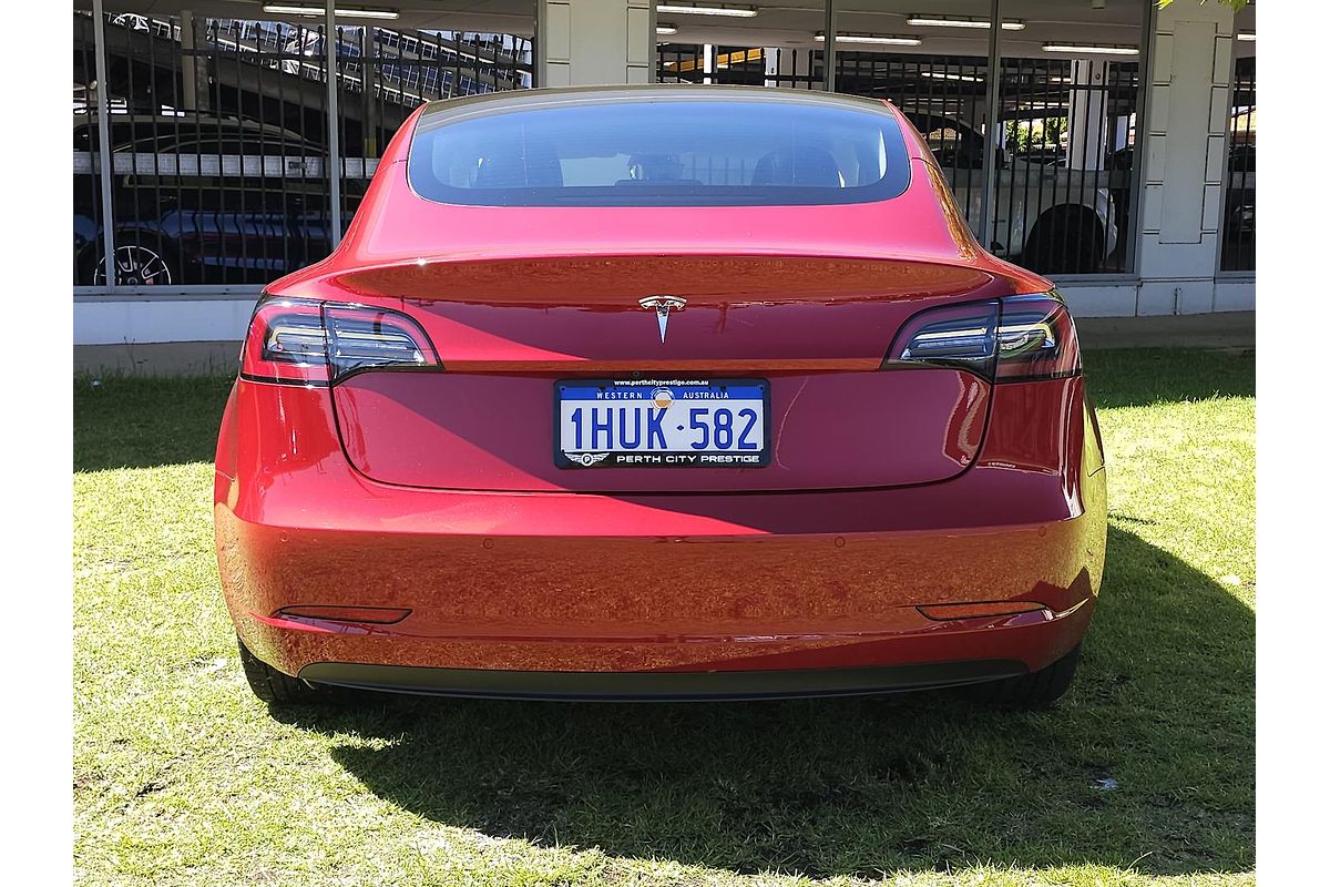 2022 Tesla Model 3 Rear-Wheel Drive