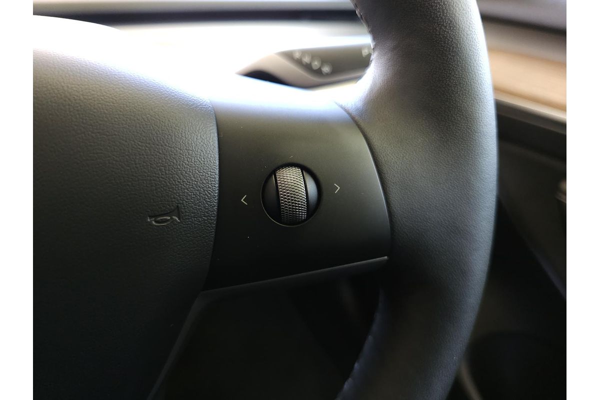 2022 Tesla Model 3 Rear-Wheel Drive
