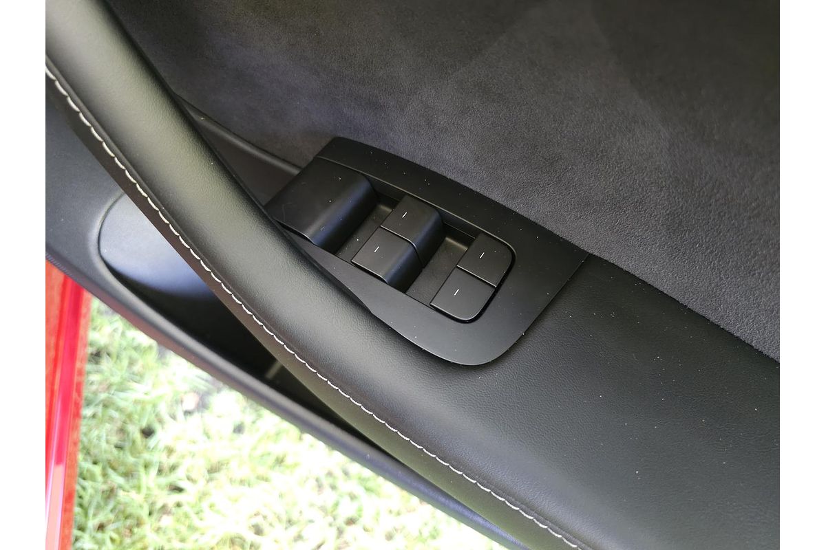 2022 Tesla Model 3 Rear-Wheel Drive