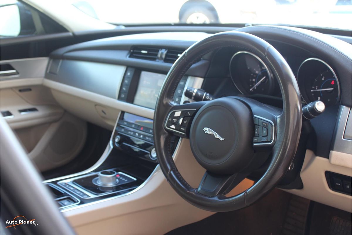 2016 Jaguar XF 20d Prestige X260