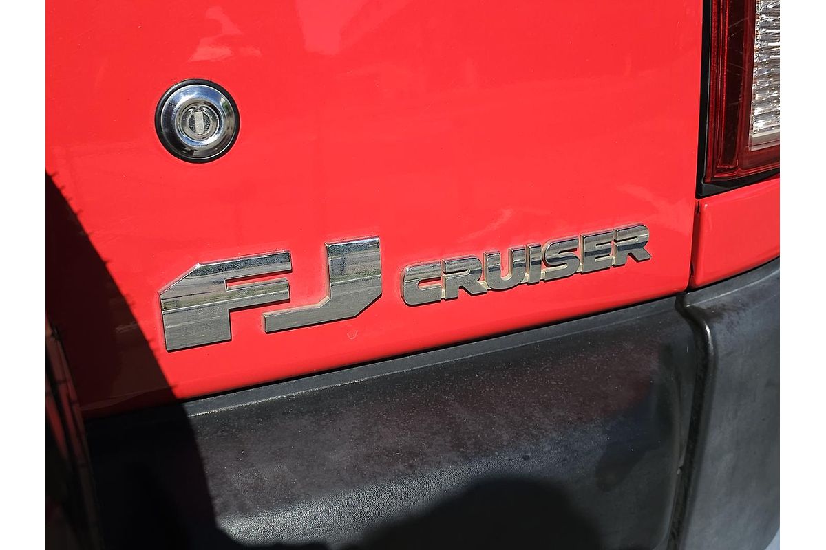 2015 Toyota FJ Cruiser GSJ15R