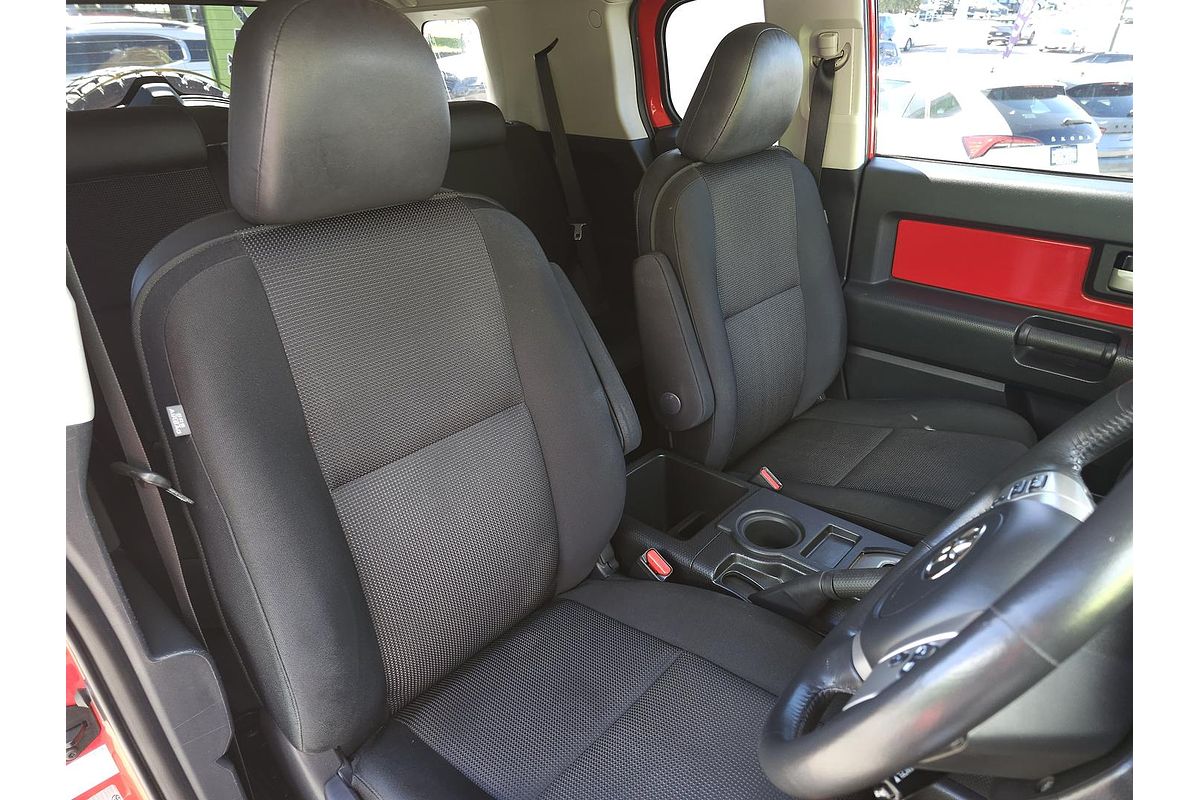 2015 Toyota FJ Cruiser GSJ15R