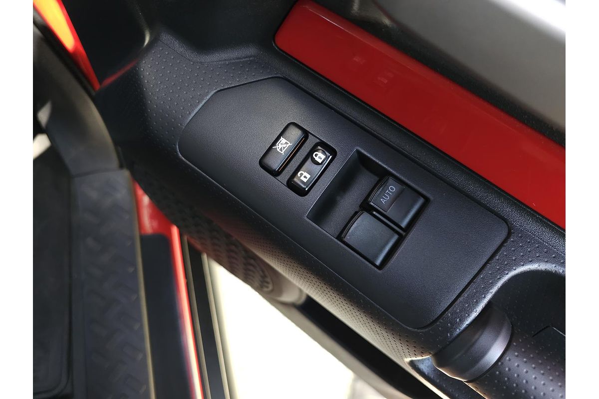 2015 Toyota FJ Cruiser GSJ15R