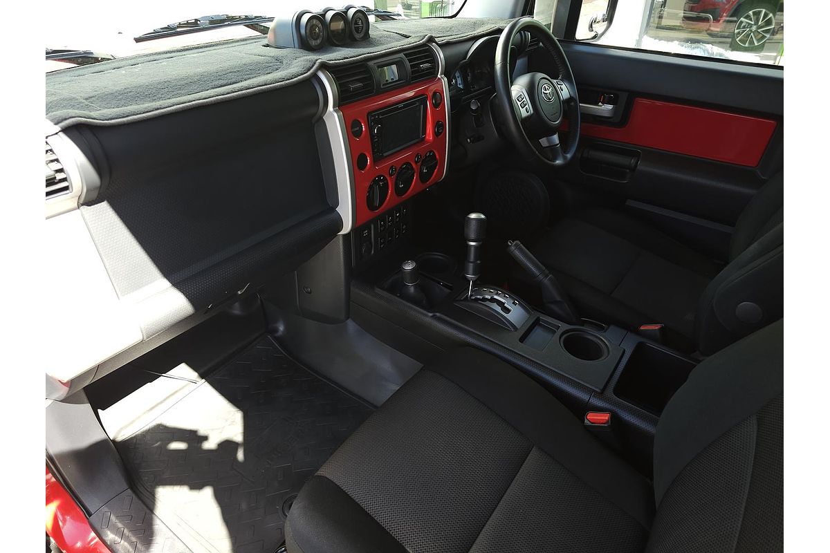 2015 Toyota FJ Cruiser GSJ15R