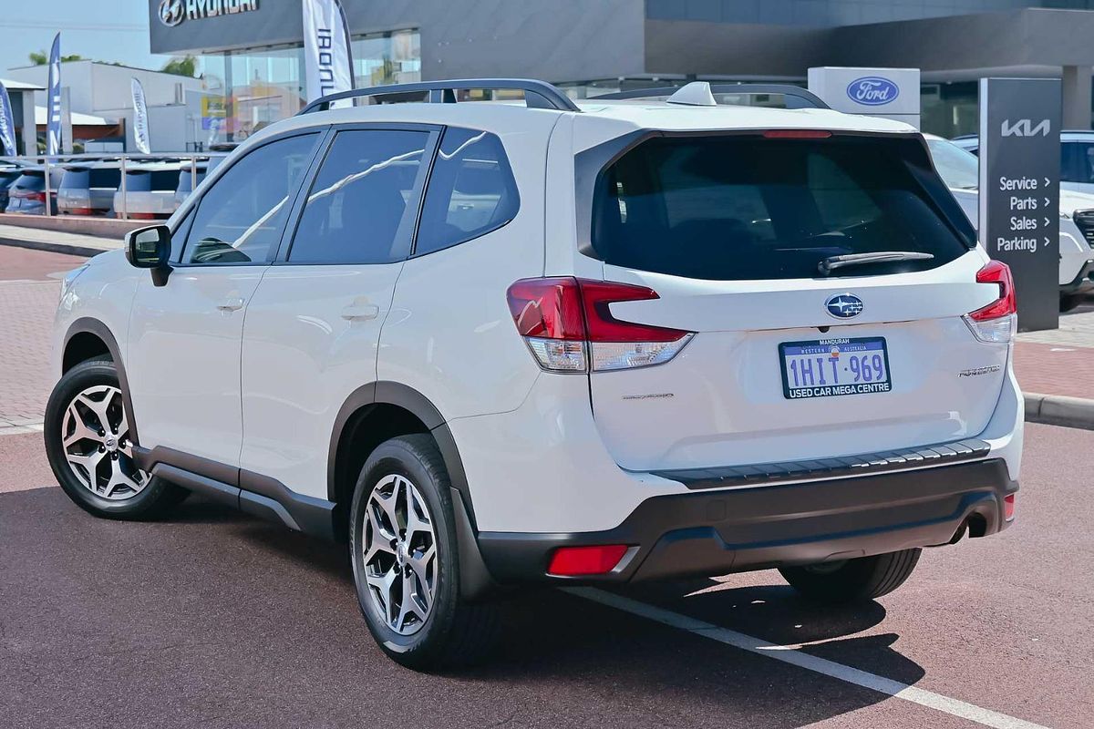 2021 Subaru Forester 2.5i S5