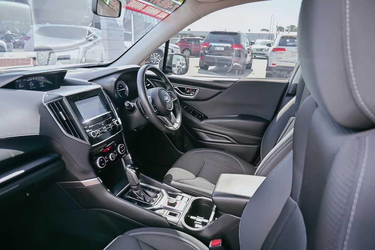 2021 Subaru Forester 2.5i S5