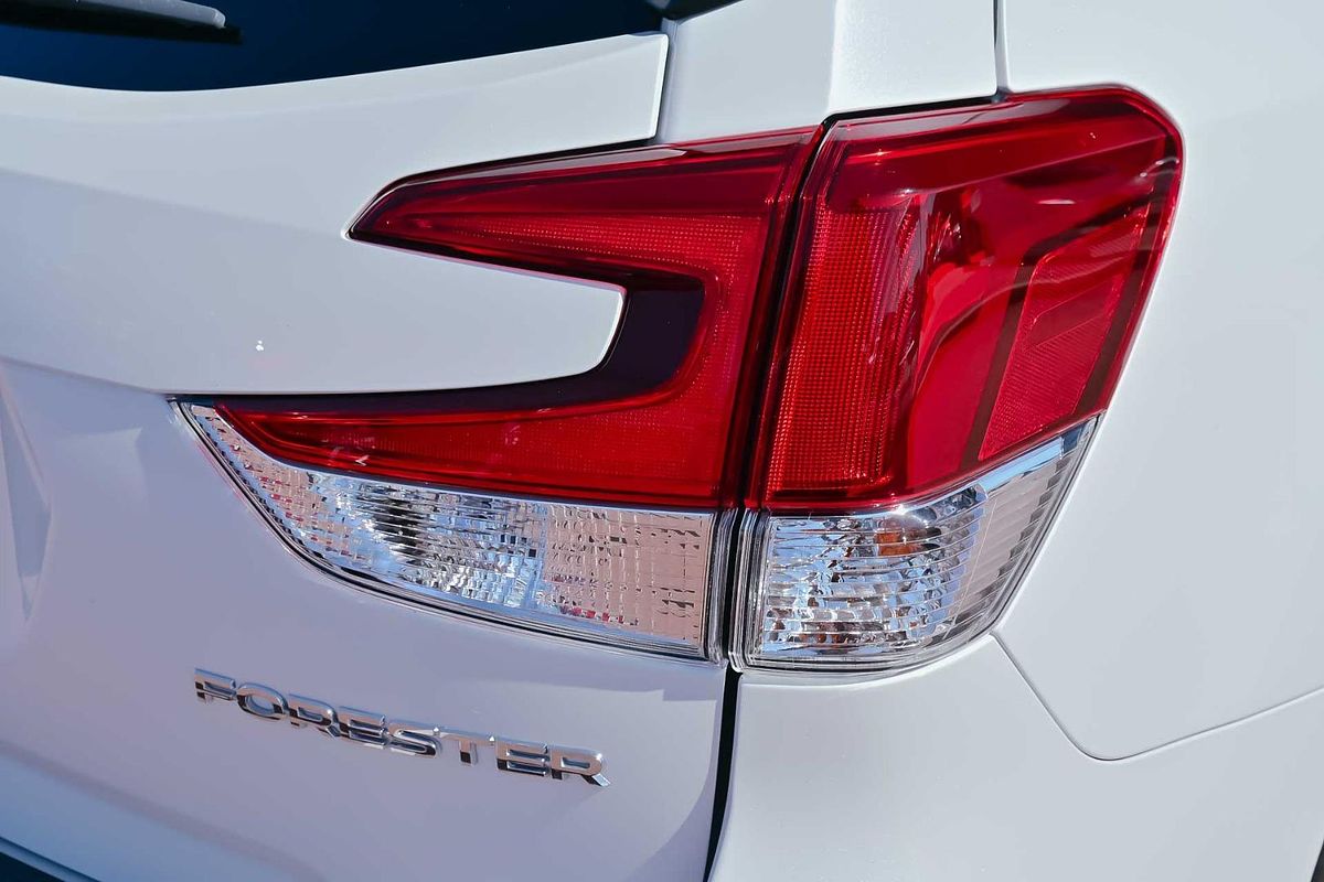 2021 Subaru Forester 2.5i S5