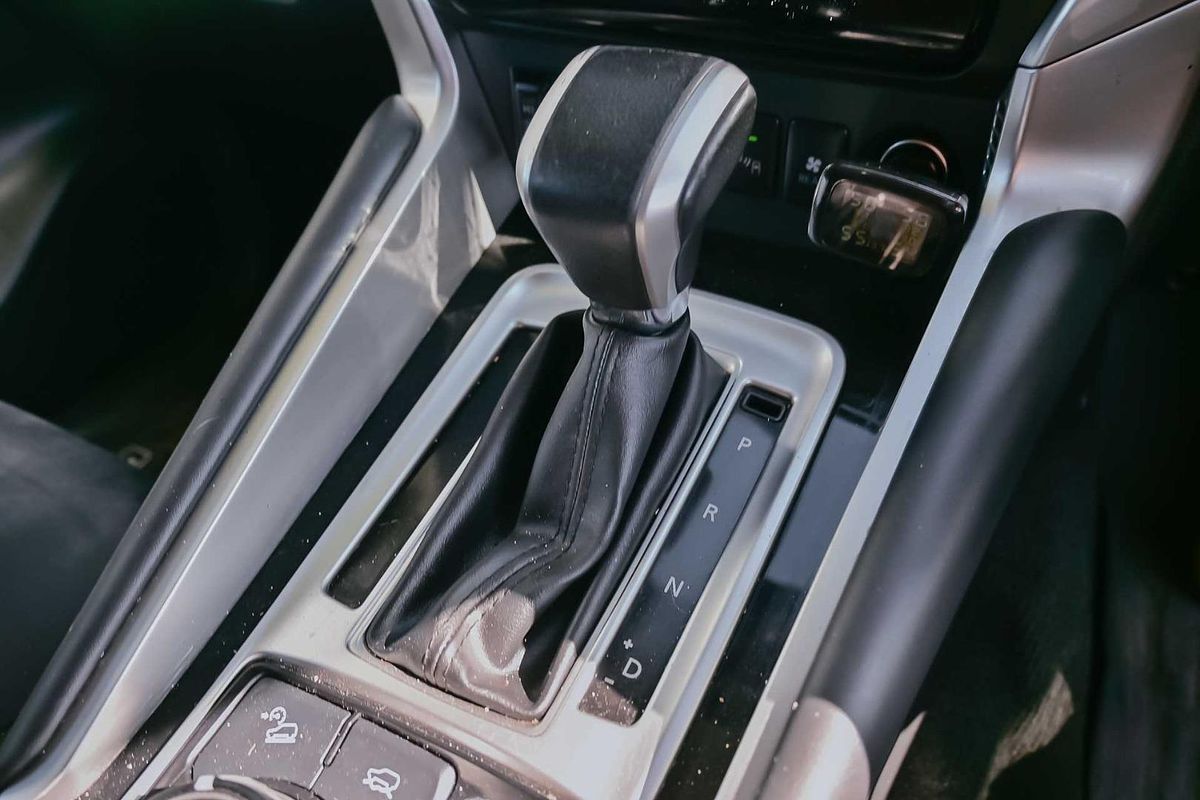 2018 Mitsubishi Pajero Sport Exceed QE