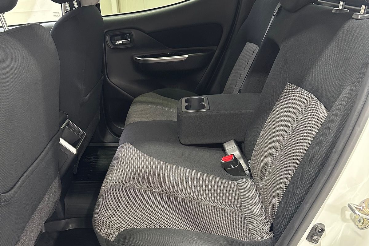2022 Mitsubishi Triton GLS MR 4X4