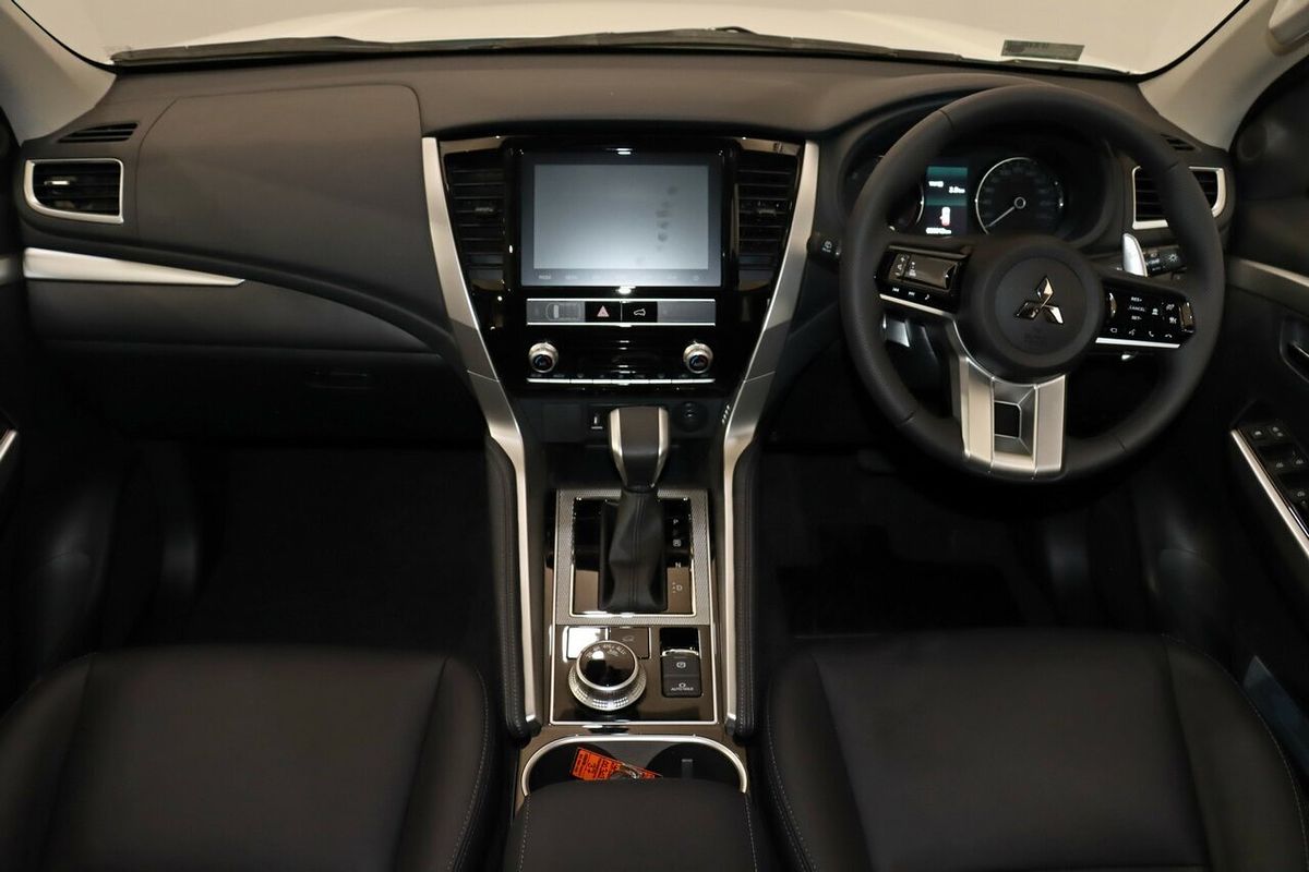 2024 Mitsubishi Pajero Sport GLS QG