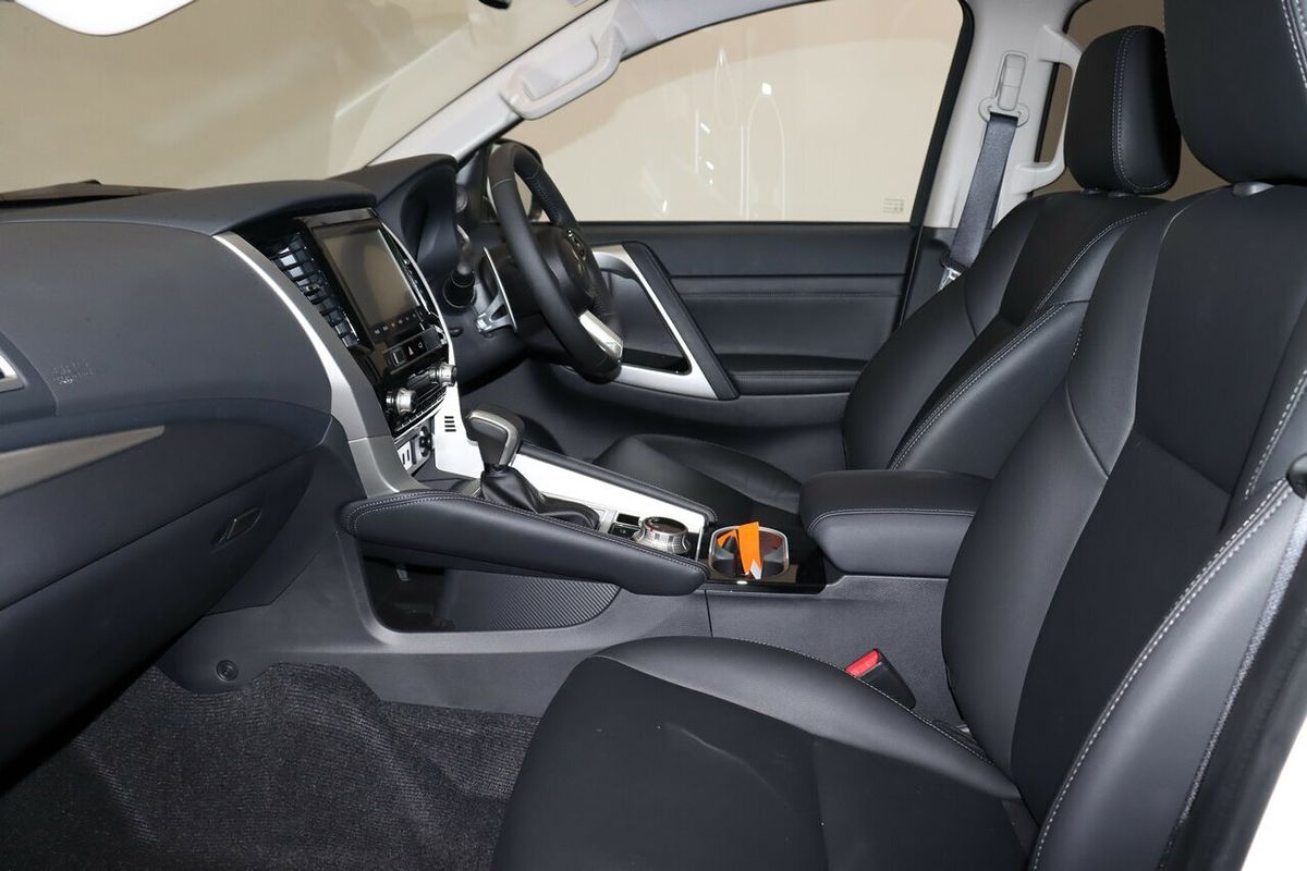 2024 Mitsubishi Pajero Sport GLS QG