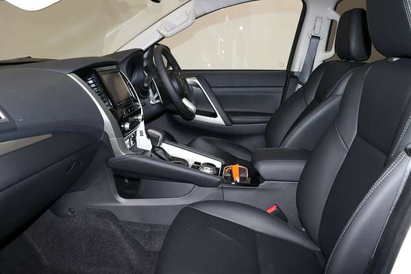 2024 Mitsubishi Pajero Sport GLS QG