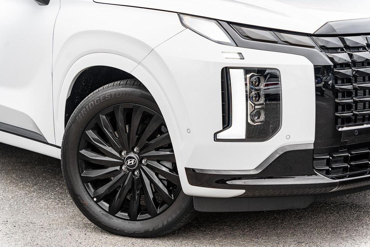 2024 Hyundai Palisade Calligraphy Black Ink LX2.V5