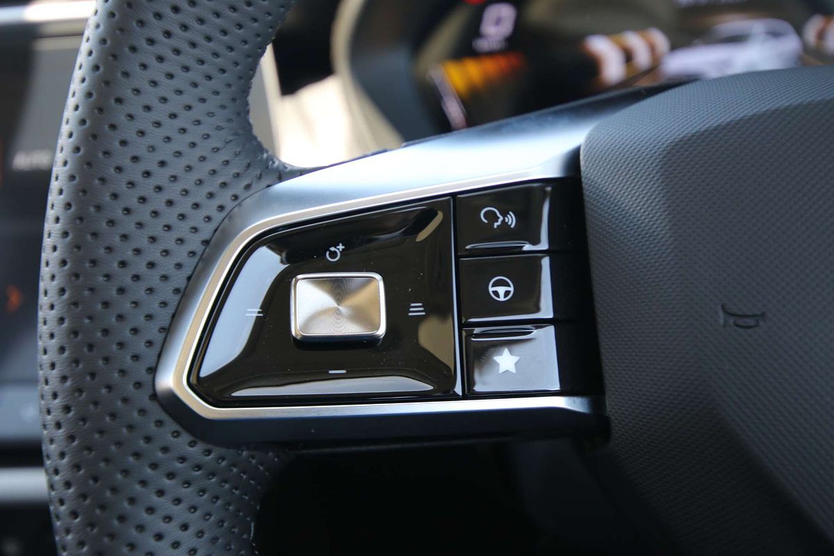 2024 MG ZS Essence Hybrid+ ZS32