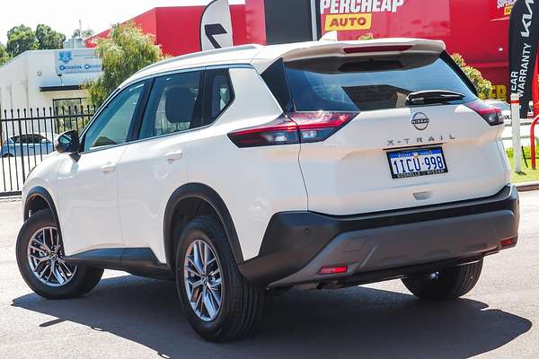 2024 Nissan X-TRAIL ST T33