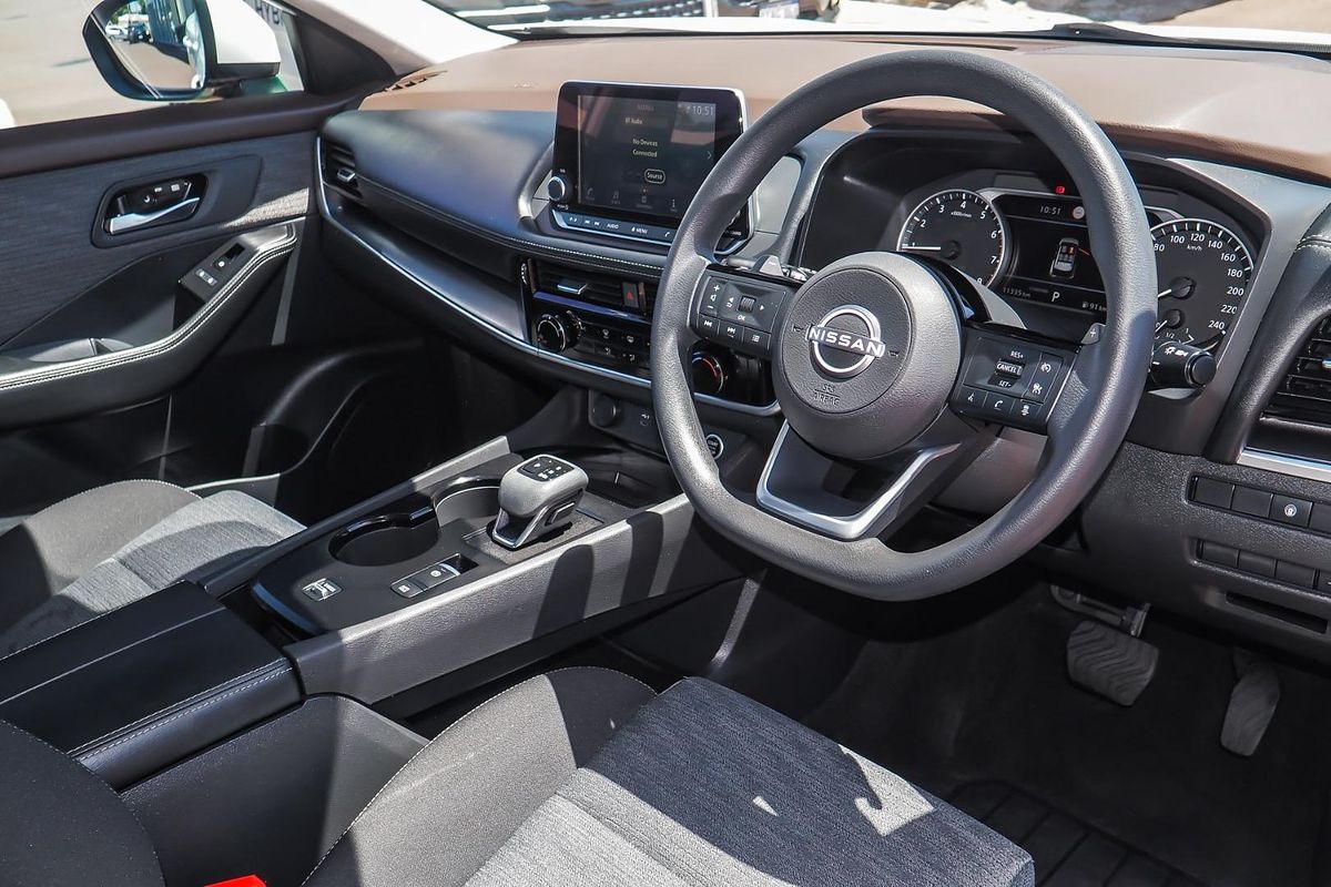 2023 Nissan X-TRAIL ST T33