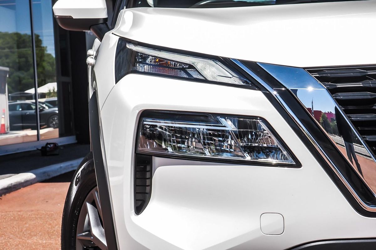 2023 Nissan X-TRAIL ST T33