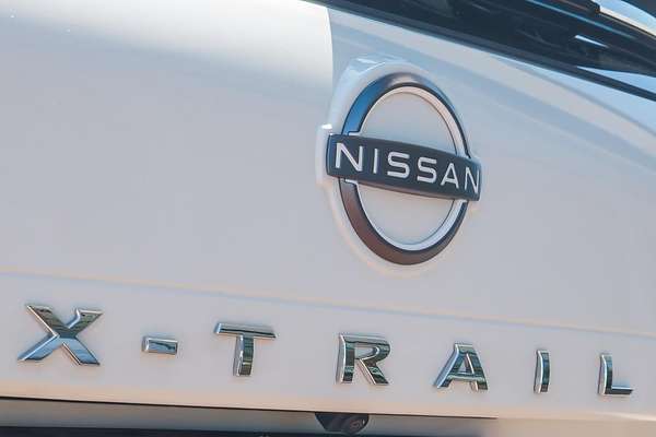 2024 Nissan X-TRAIL ST T33