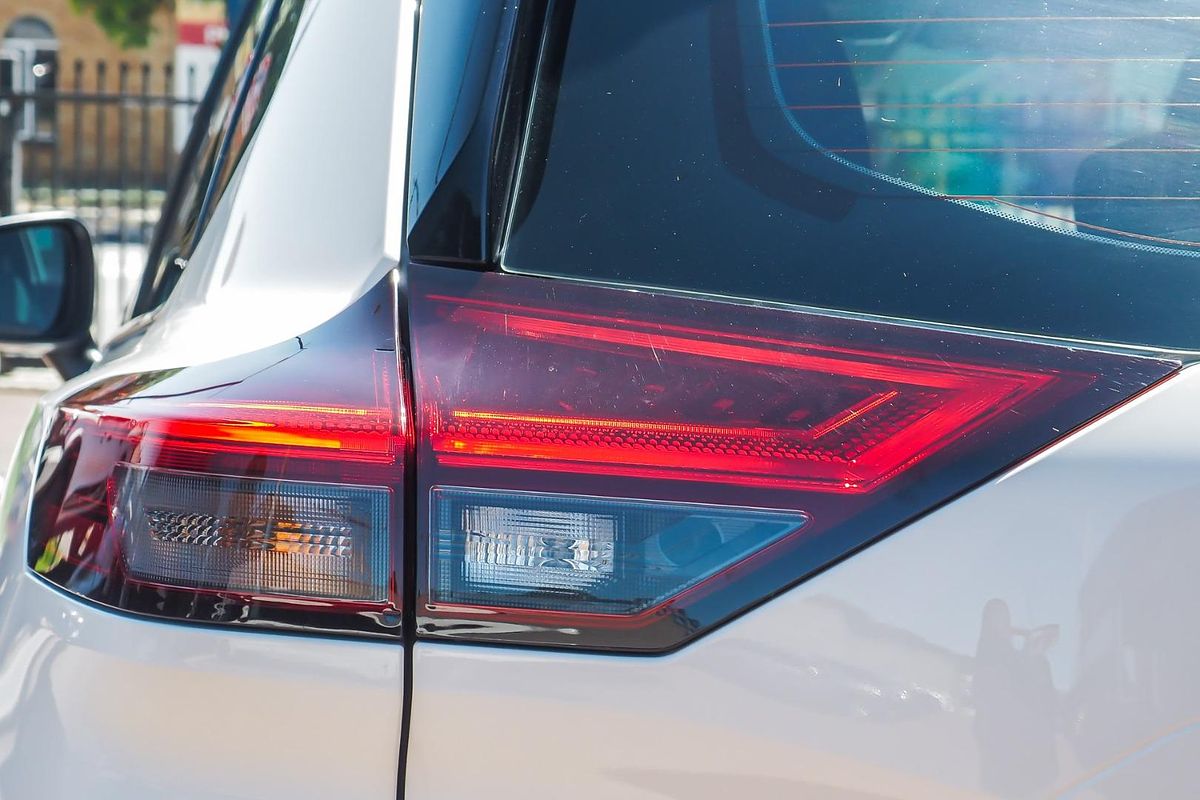 2023 Nissan X-TRAIL ST T33
