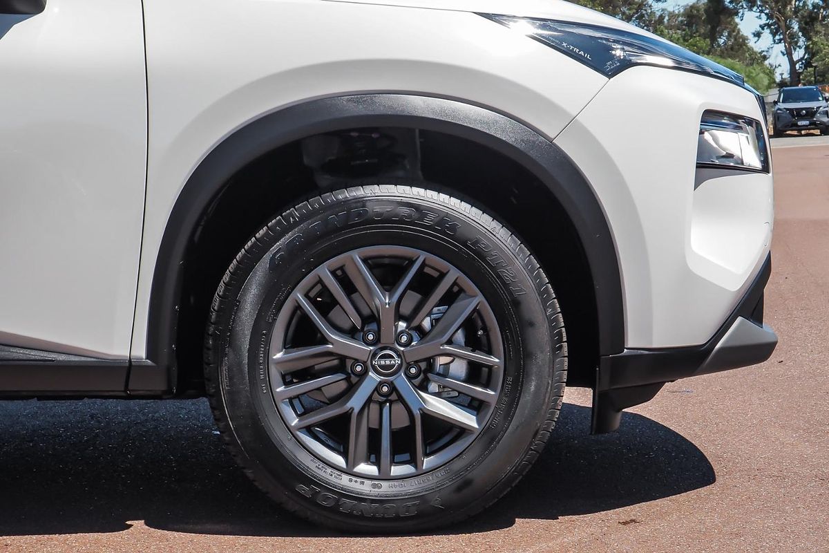 2023 Nissan X-TRAIL ST T33