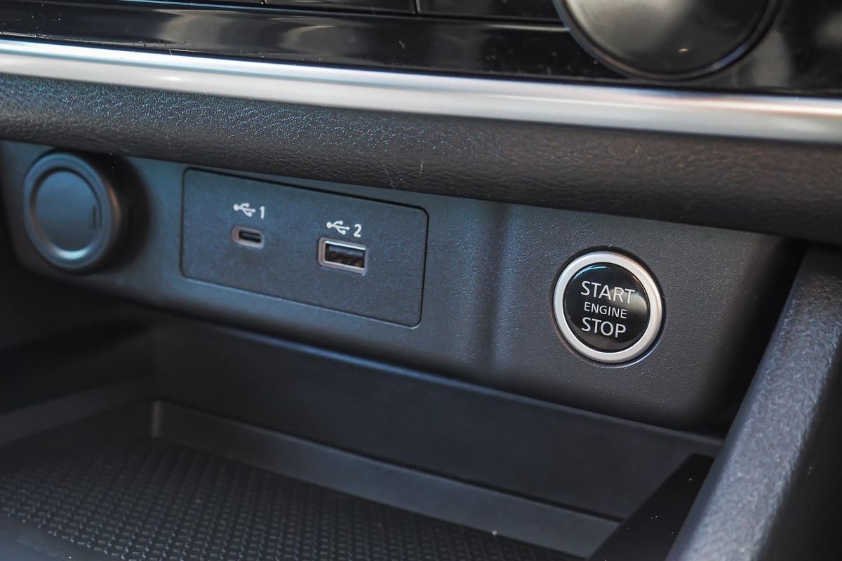 2023 Nissan X-TRAIL ST T33