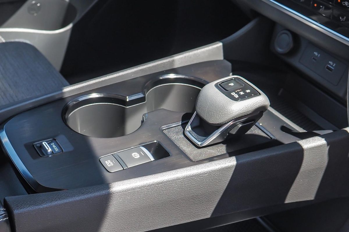 2024 Nissan X-TRAIL ST T33