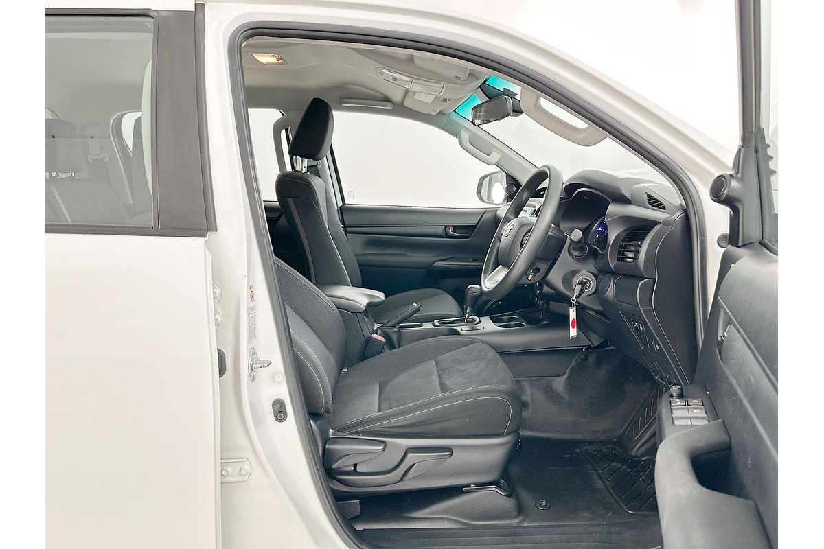 2019 Toyota Hilux SR GUN126R 4X4
