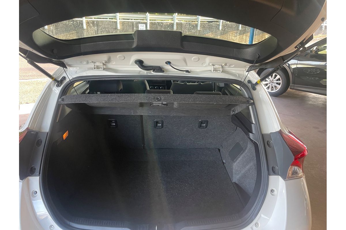 2017 Toyota Corolla Ascent Sport ZRE182R