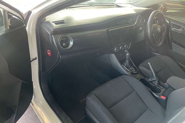 2017 Toyota Corolla Ascent Sport ZRE182R