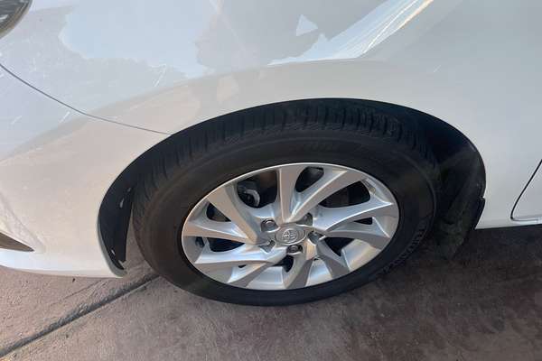 2017 Toyota Corolla Ascent Sport ZRE182R