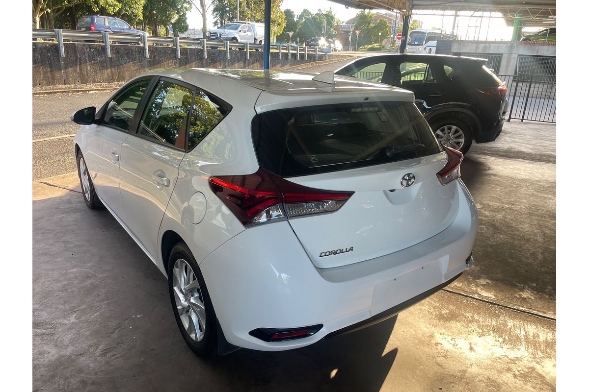 2017 Toyota Corolla Ascent Sport ZRE182R