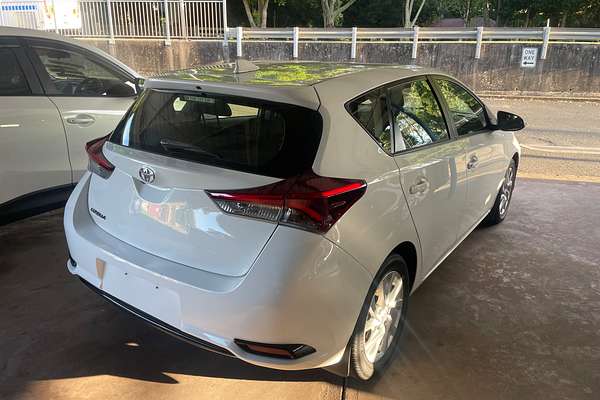 2017 Toyota Corolla Ascent Sport ZRE182R