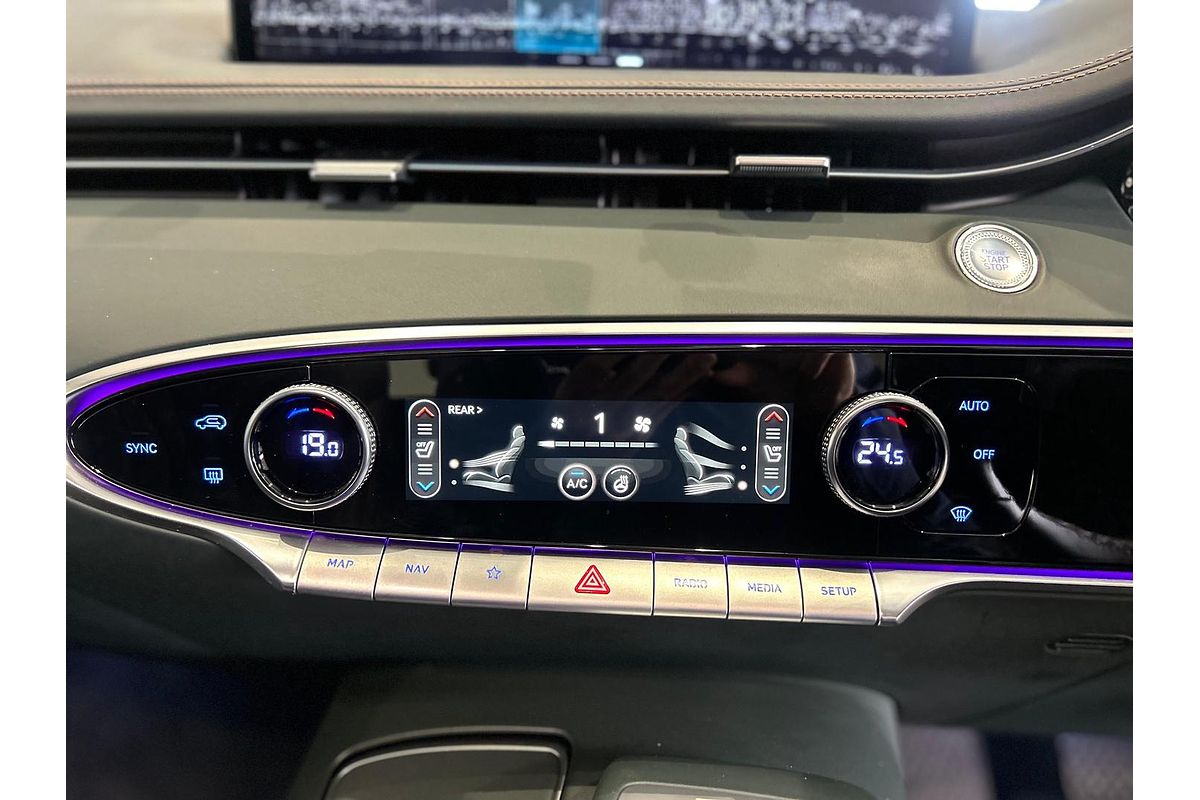 2023 Genesis GV70 2.5T AWD JK.V2
