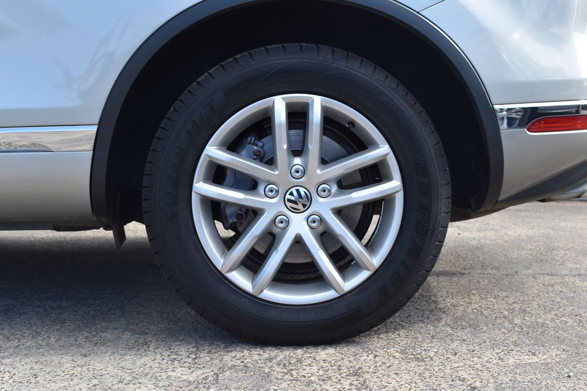 2016 Volkswagen Touareg 150TDI Element 7P