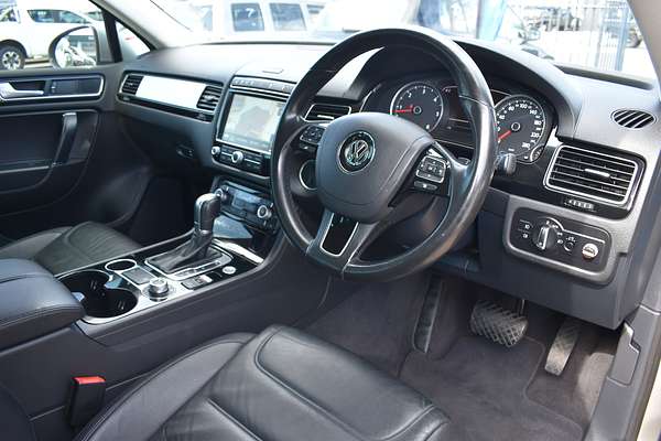 2016 Volkswagen Touareg 150TDI Element 7P