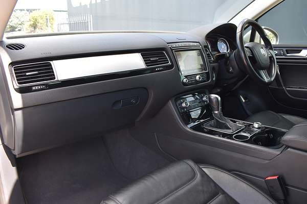 2016 Volkswagen Touareg 150TDI Element 7P