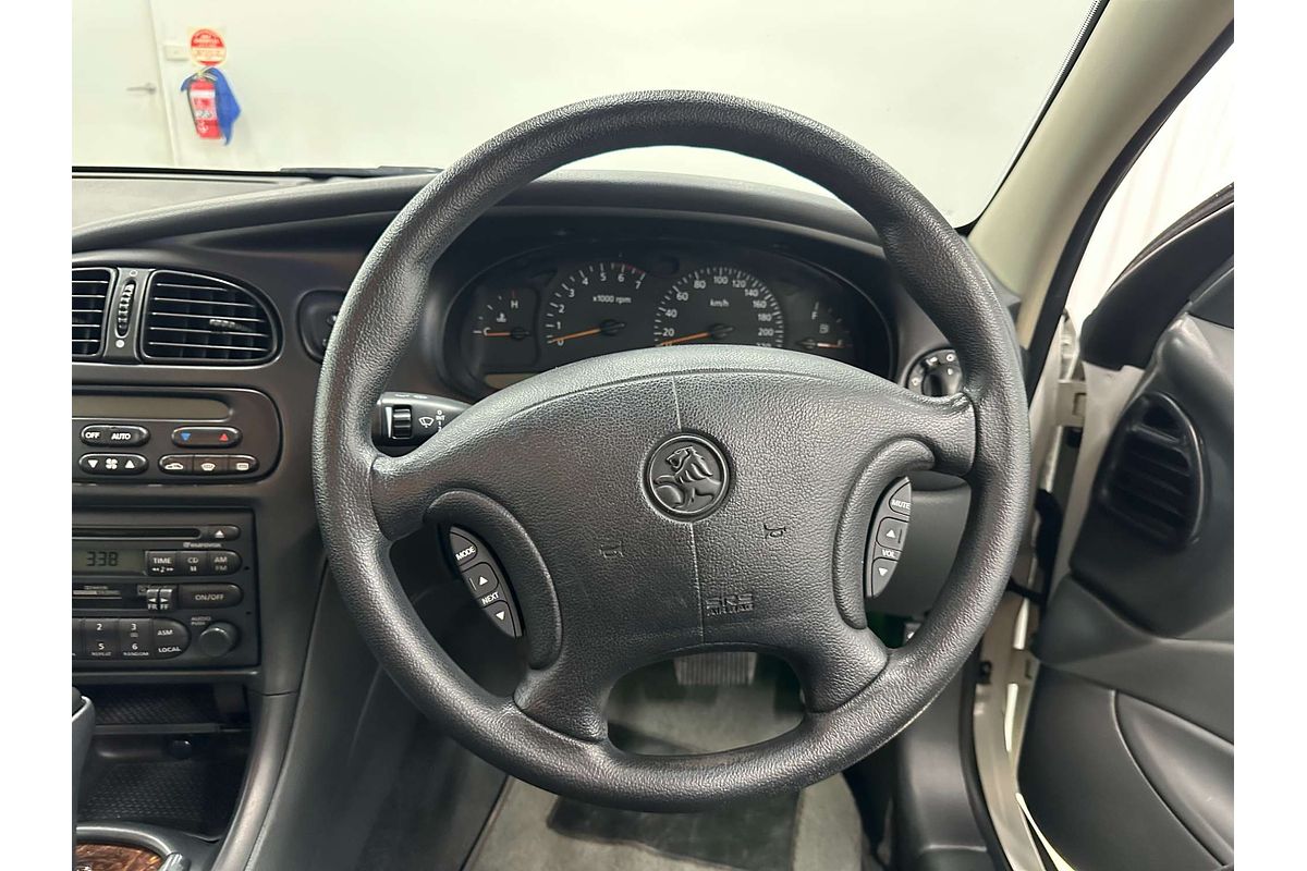 2001 Holden Berlina VX