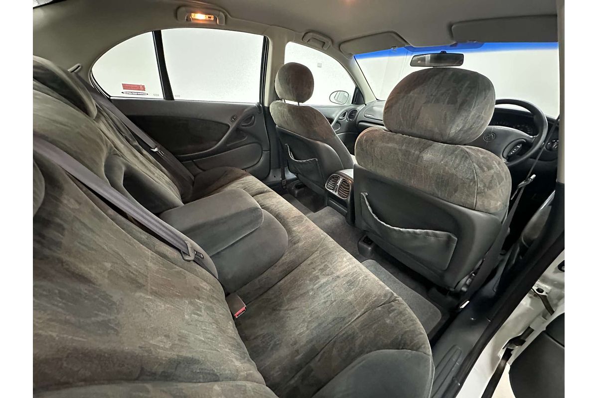 2001 Holden Berlina VX