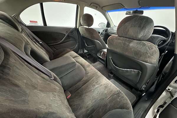 2001 Holden Berlina VX