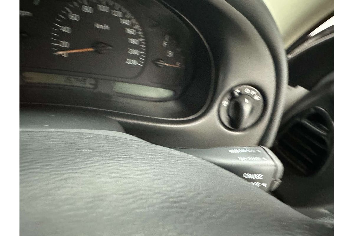 2001 Holden Berlina VX
