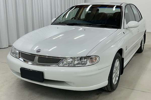2001 Holden Berlina VX