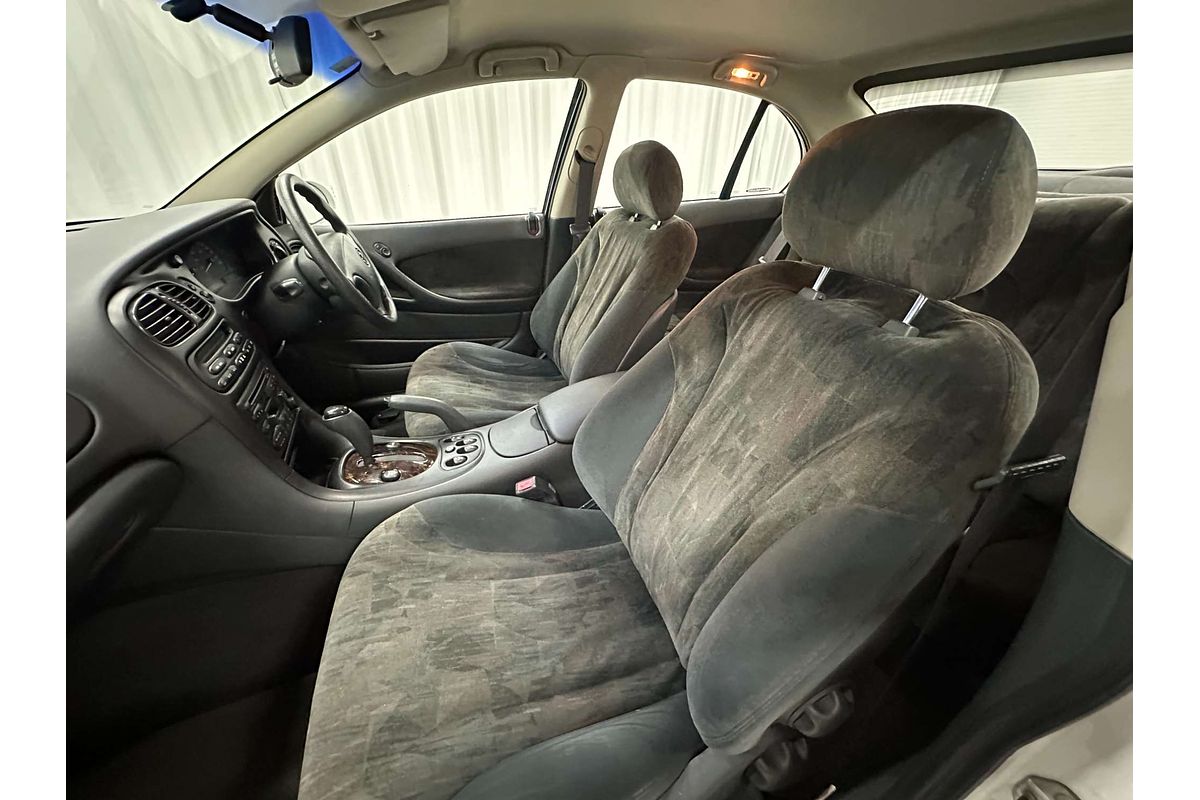 2001 Holden Berlina VX