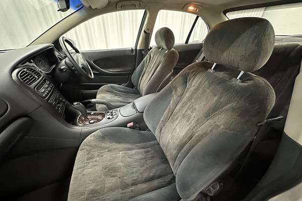 2001 Holden Berlina VX