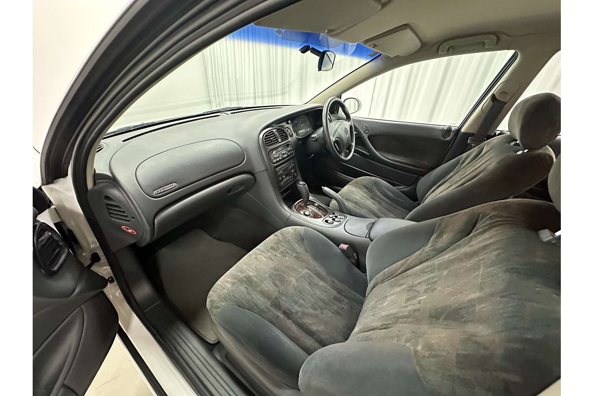 2001 Holden Berlina VX