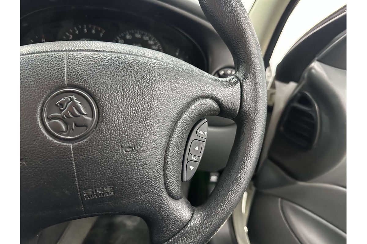 2001 Holden Berlina VX