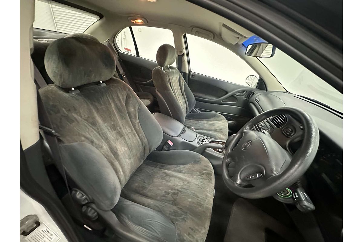2001 Holden Berlina VX