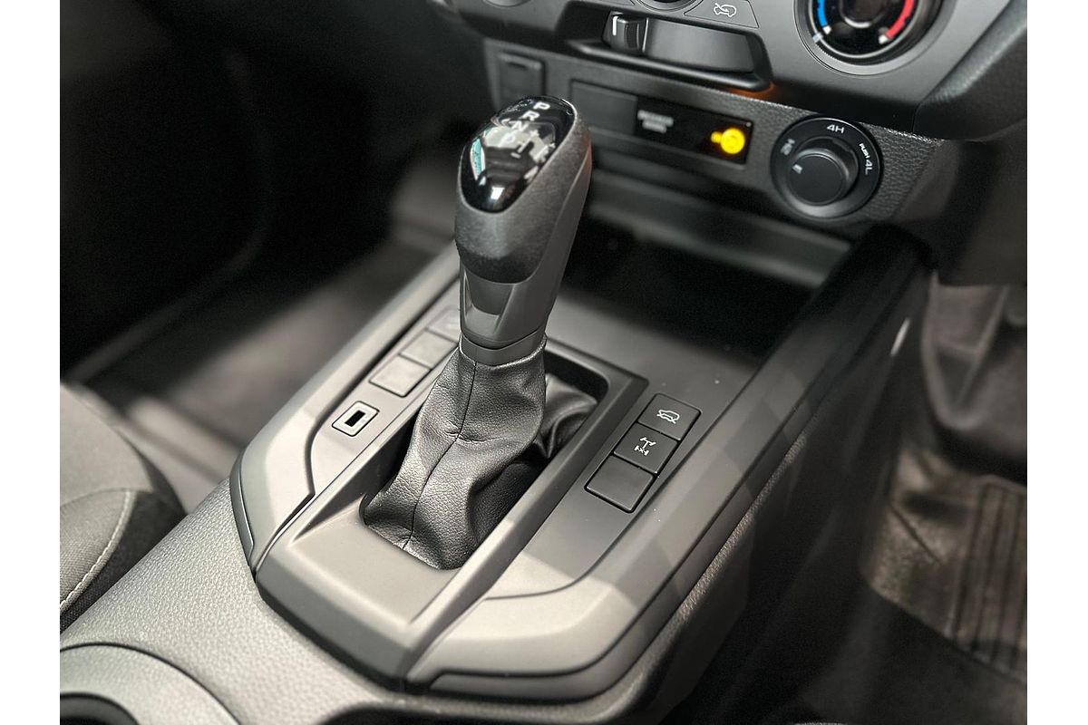 2024 Isuzu D-MAX SX 4X4