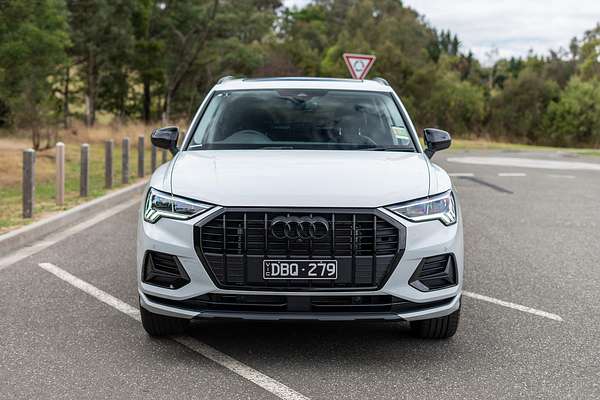 2024 Audi Q3 35 TFSI Dynamic Black F3