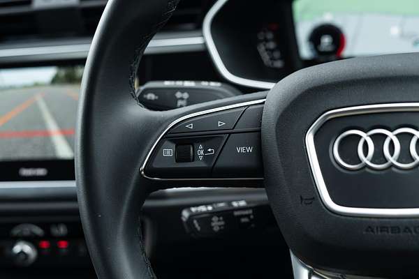 2024 Audi Q3 35 TFSI Dynamic Black F3