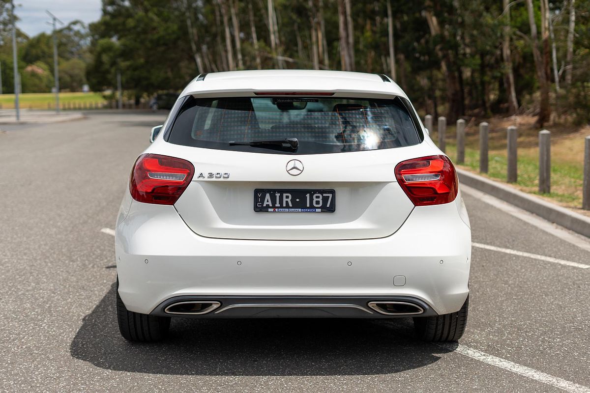 2015 Mercedes-Benz A-Class A200 W176